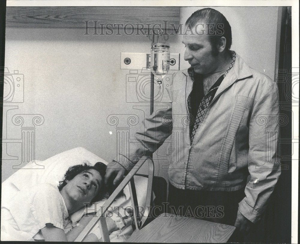 1977 Nazareth Mary Hospital Eugene Satter-Historic Images