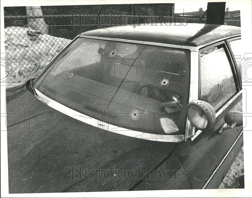 1979, Anthony Creed Cop Shot S Side - RRV99053 - Historic Images