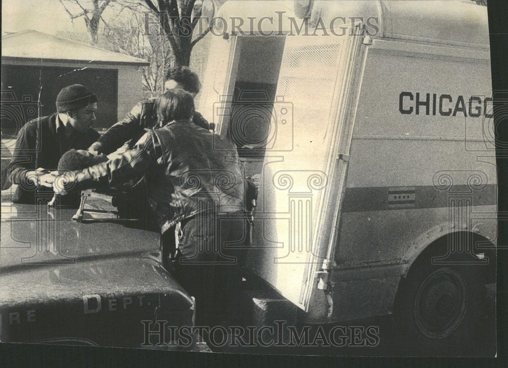 1977, Ros eland Community Hospital Shooting - RRV99087 - Historic Images