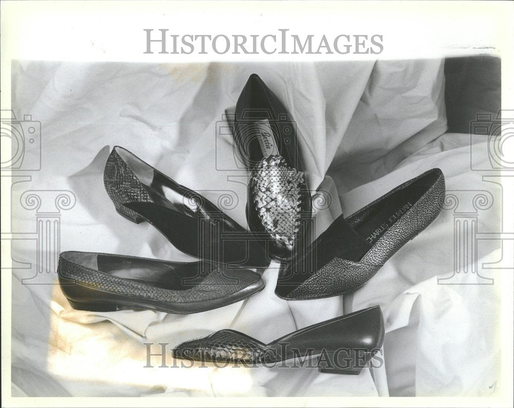 1986 Press Photo Calvin Klein Anne Leather Snake Skin - Historic Images