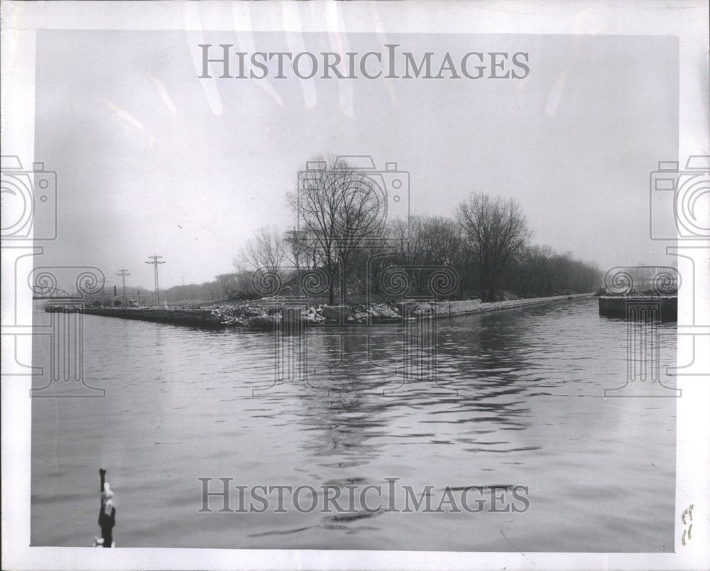 1956, asnitary District Canal Sag - RRV99339 - Historic Images