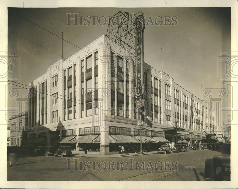 1931, Picture shows New Gold Ballet Building - RRV99655 - Historic Images