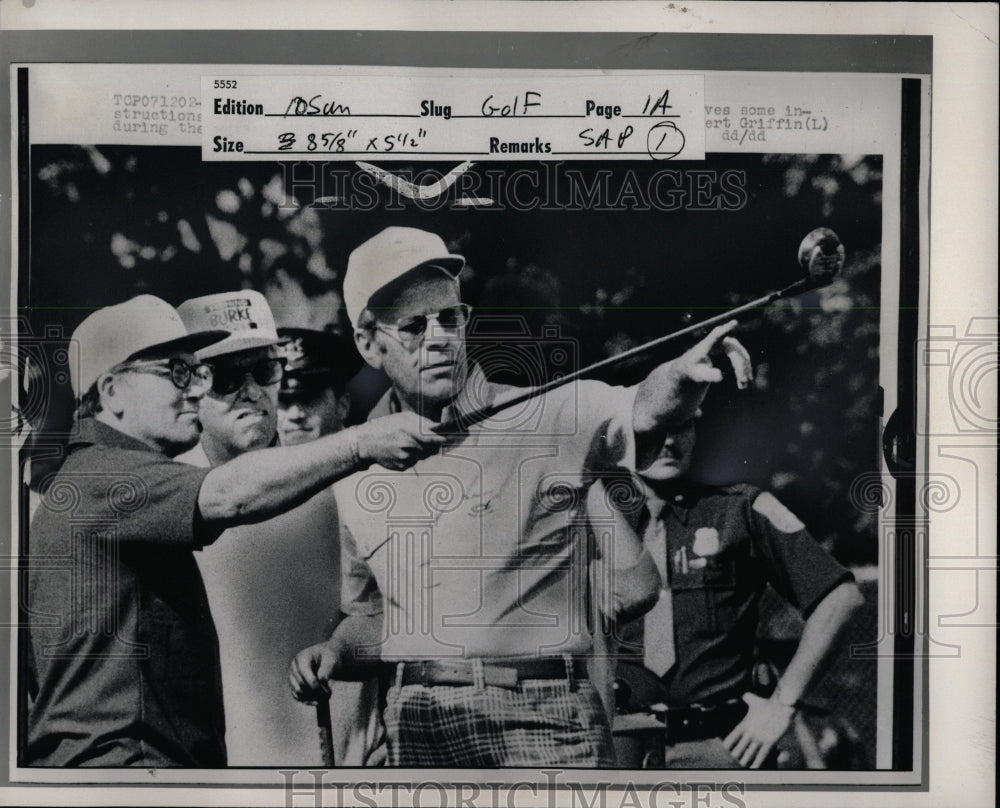 1975 Press Photo Gerald Ford Sen Robert Guffin Michigan - RRW00075 - Historic Images