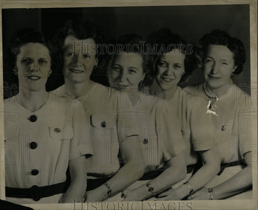 1946 Press Photo Kornitz Bowling Adelaide Lindemann - RRW00217 - Historic Images