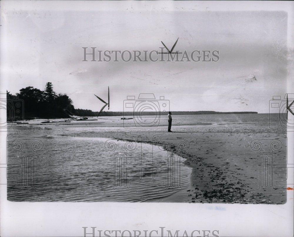 1963 Press Photo Misery Bay Beach Toivola, Michigan - RRW00341 - Historic Images
