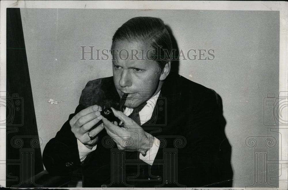 1975 Press Photo Peter Stroh Org Consultant Chicago - RRW00463 - Historic Images