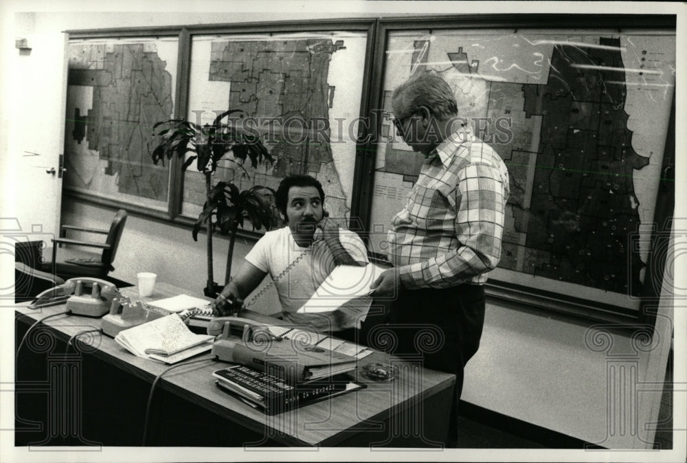 1978 Press Photo John Malatesta Snow Command City Hall - RRW00599 - Historic Images