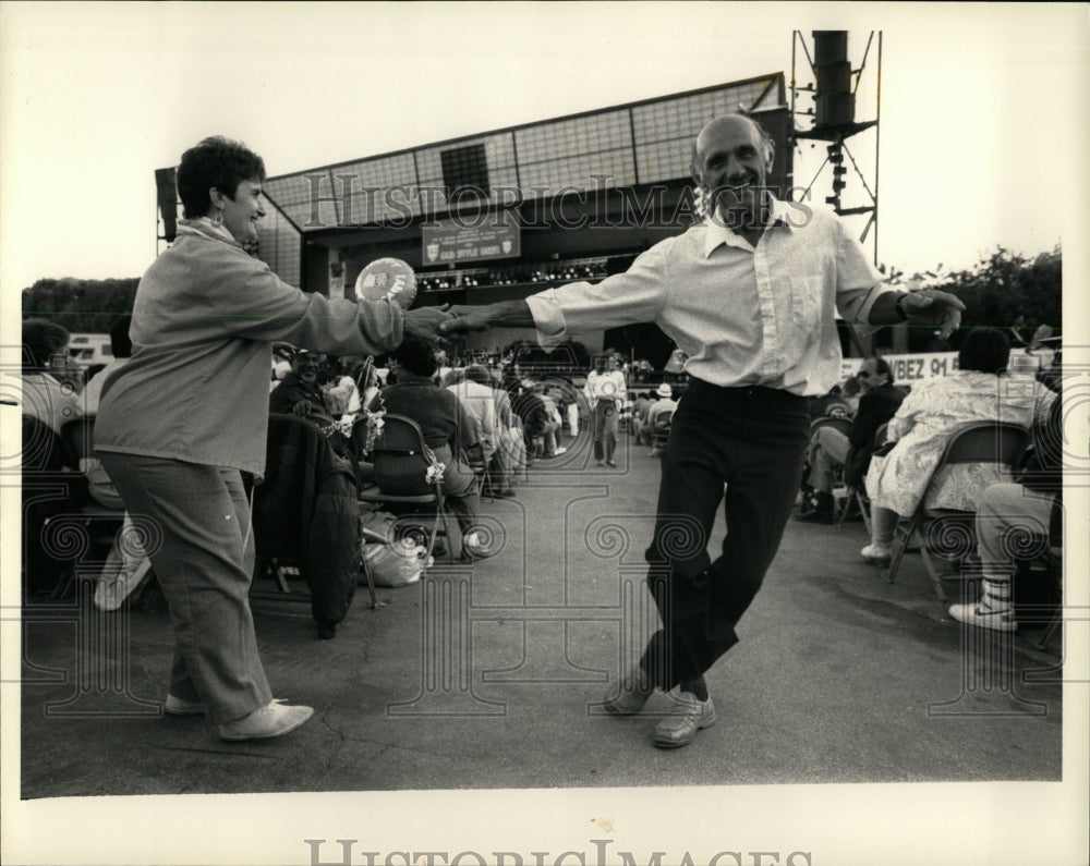 1987 Press Photo Chicago Jazz Festival Chick Fleming - RRW00681 - Historic Images