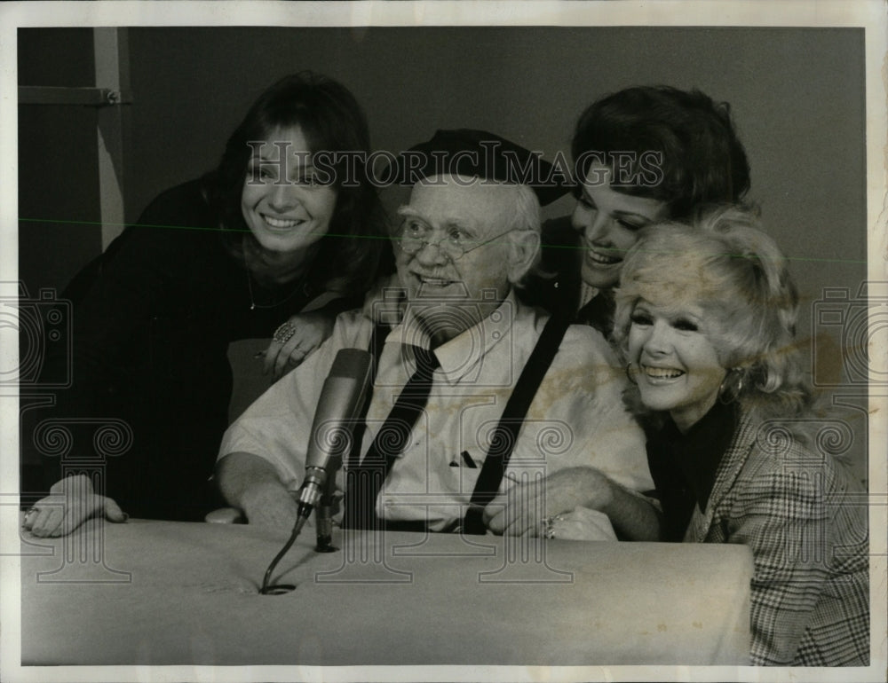 1973 Press Photo Charley Weaver Actor Comedian - RRW00743 - Historic Images