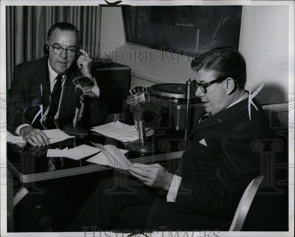 1963 Press Photo Radio Bud Guest Arthur Godfrey - RRW00813 - Historic Images