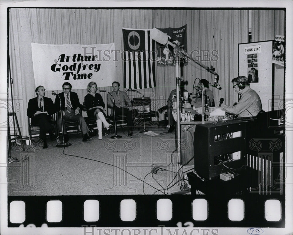 1972 Press Photo Arthur Godfrey Radio TV Broadcaster - RRW00815 - Historic Images