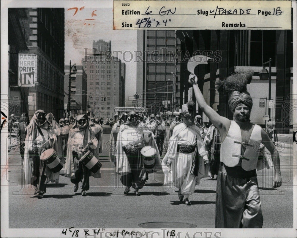 1972 Press Photo Moslem Shriners Parade Detroit - RRW01079 - Historic Images