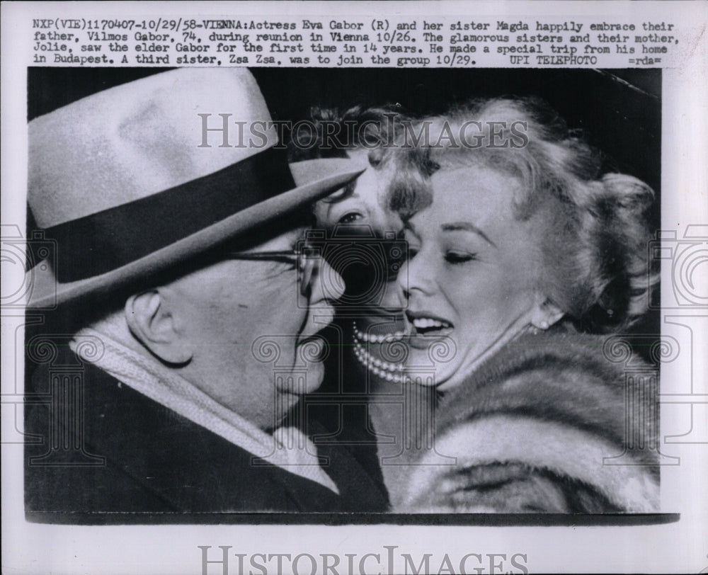 1958 Press Photo Eva Gabor American Actress - RRW01119 - Historic Images