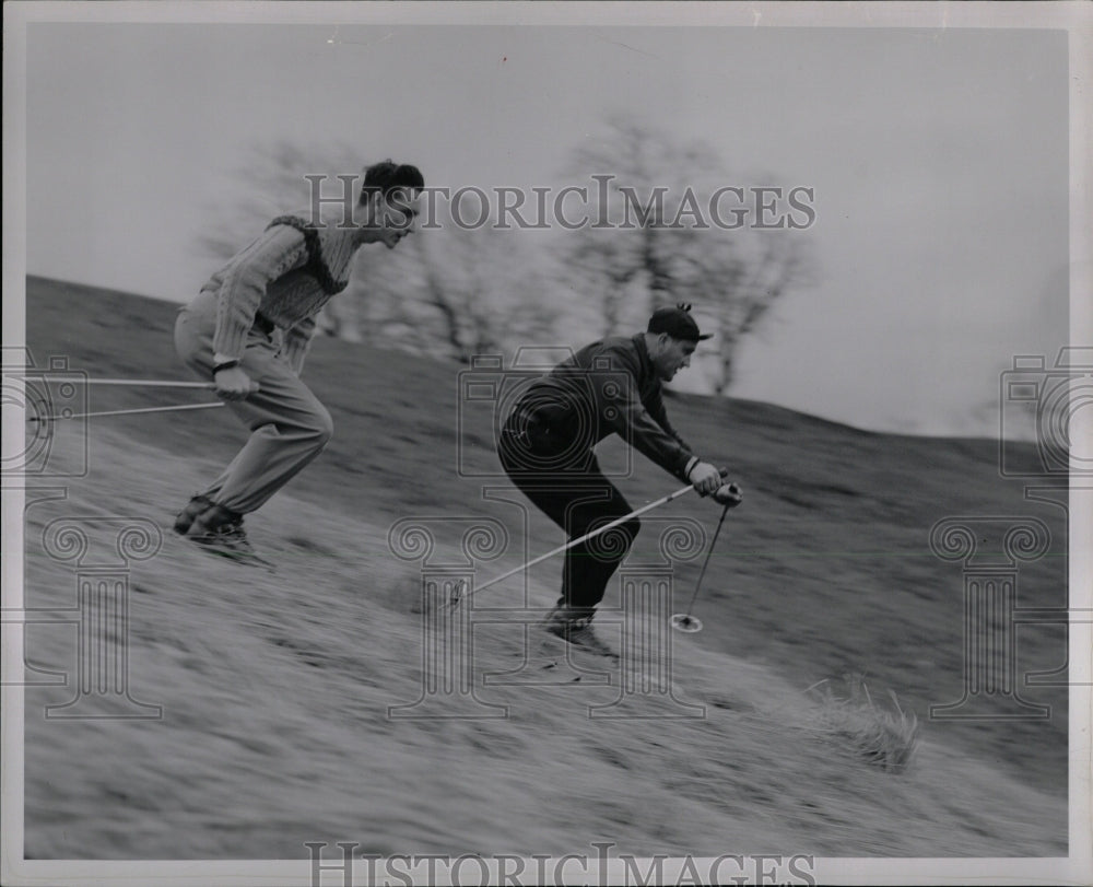 1949 Press Photo Ross Pursifull Walter Hafeli Skiing - RRW01149 - Historic Images
