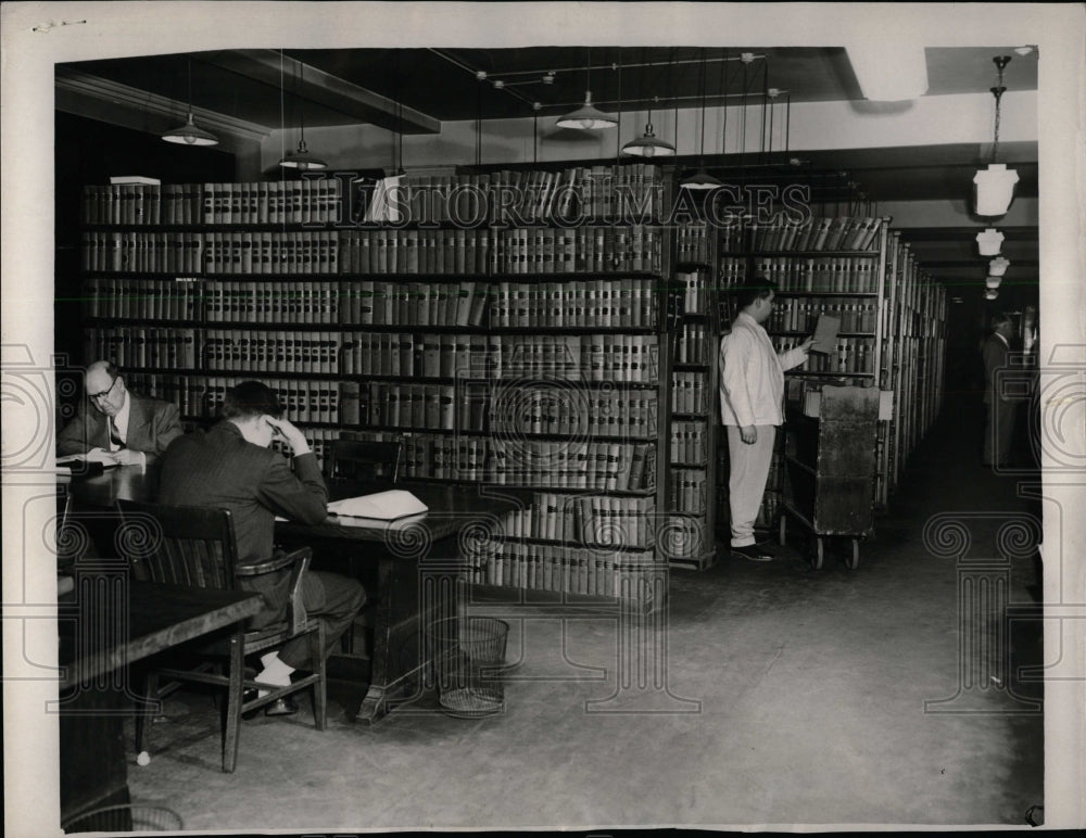 1954 Press Photo Law Institute Library - RRW01207 - Historic Images