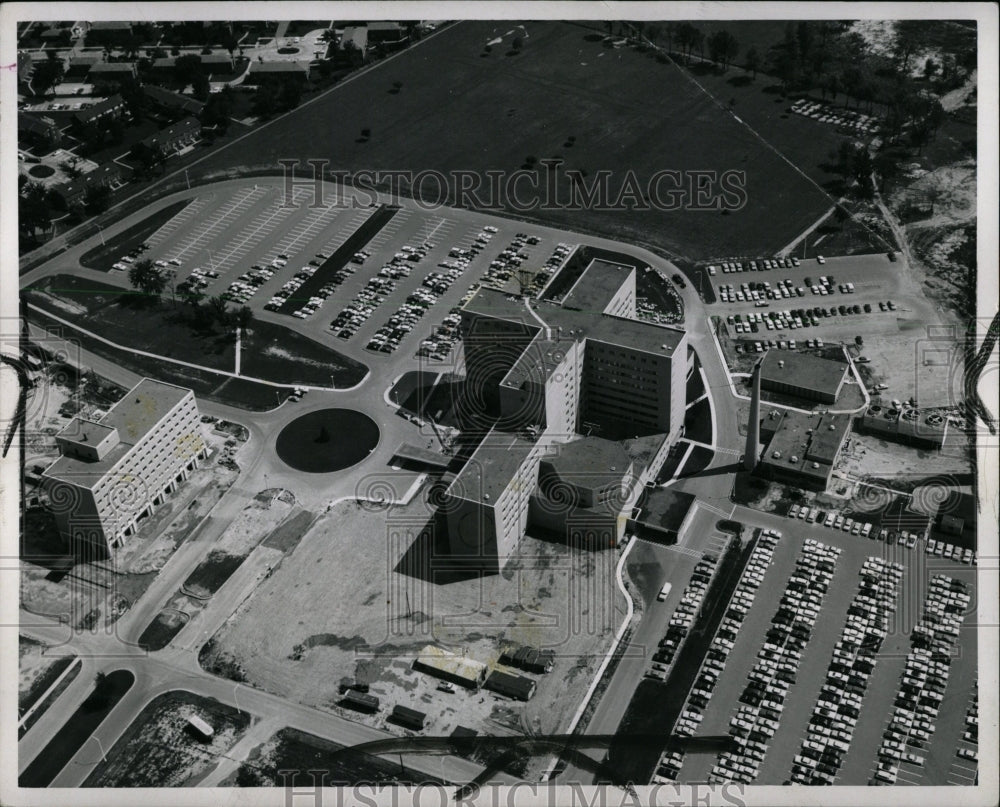 1966 Press Photo Beaumont Hospital - RRW01283 - Historic Images