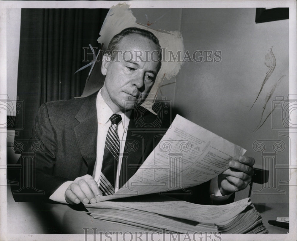 1956 Press Photo Richard W. Oudersluys Businessman - RRW01371 - Historic Images