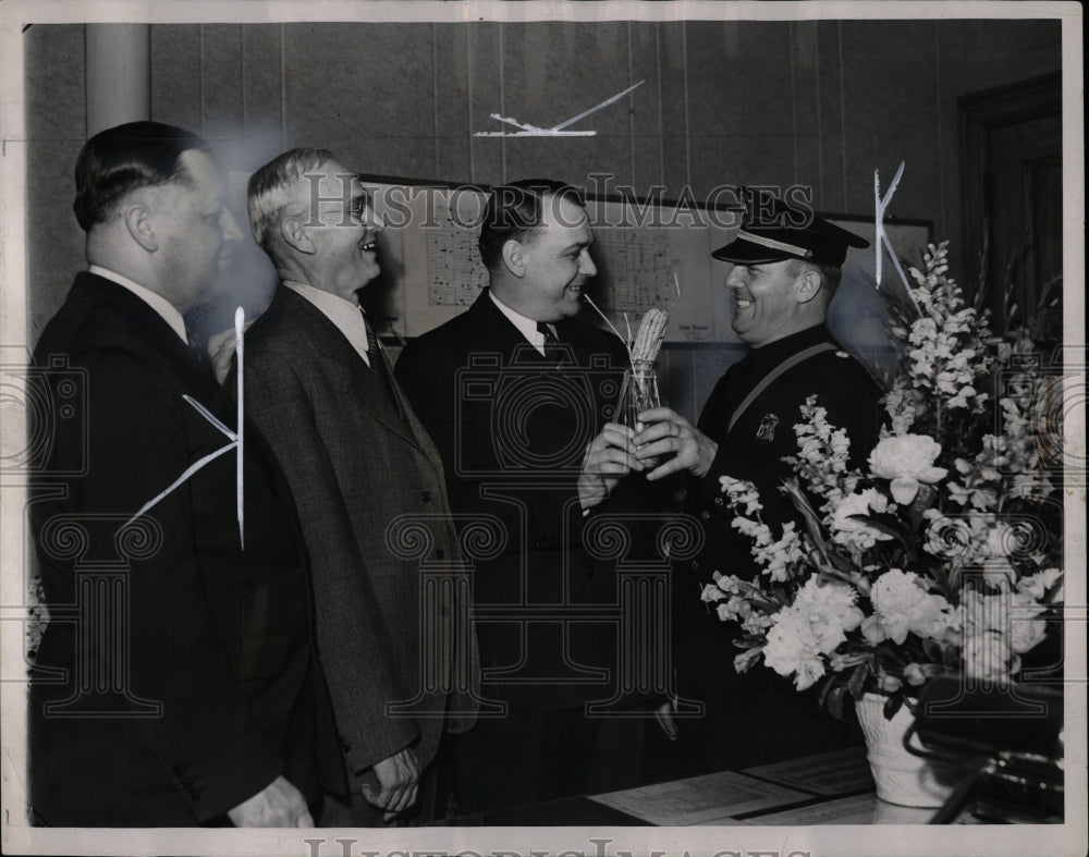 1938 Press Photo Mounted Dectective Police - RRW01637 - Historic Images