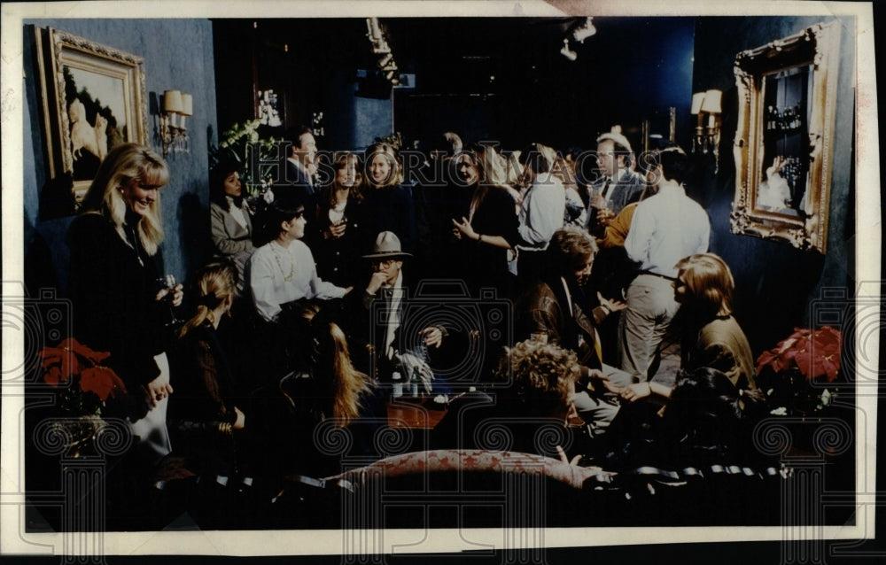 1990 Press Photo Living Room New York City restaurant - RRW01769 - Historic Images