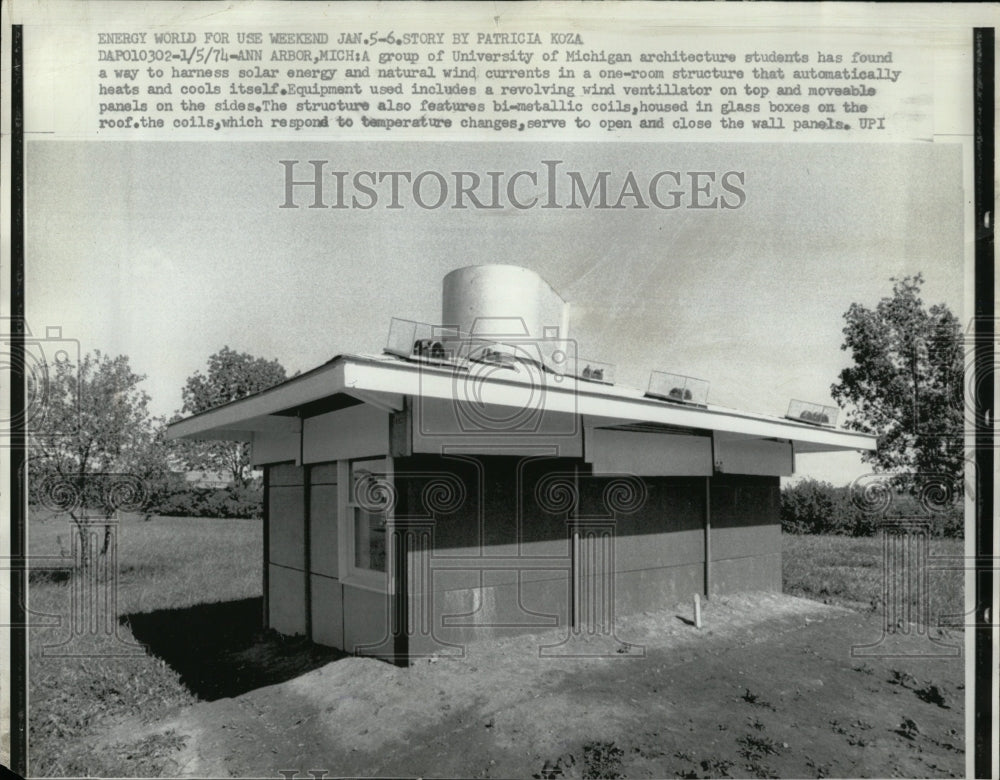 1974 Press Photo solar power - RRW01955 - Historic Images