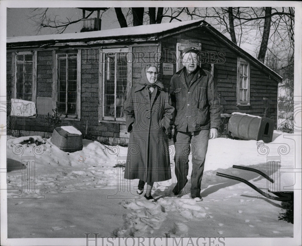 1958 Press Photo Chicken Coop - RRW01971 - Historic Images