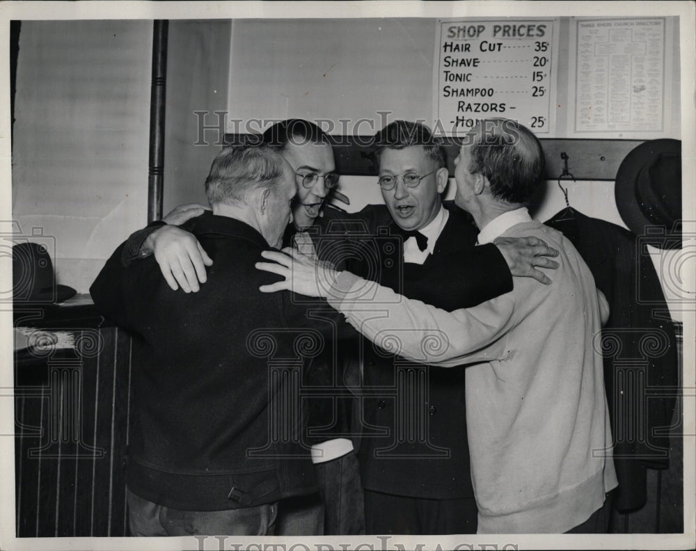 1938 Press Photo Barbers Shops - RRW02013 - Historic Images