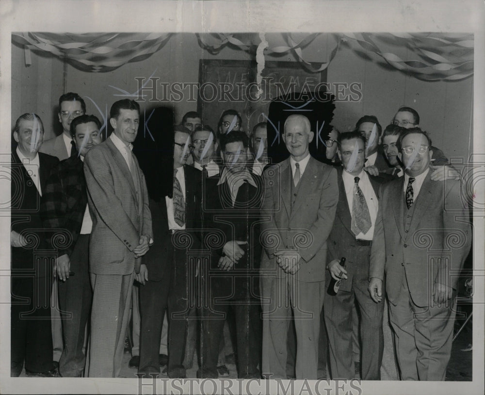 1954 Press Photo John Daugherty And Elbert Harton - RRW02097 - Historic Images