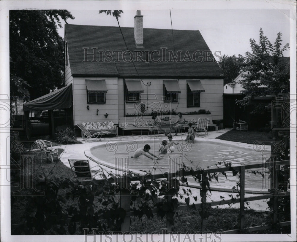 1957 Press Photo Children Swimming Pool Jack Shuell - RRW02399 - Historic Images
