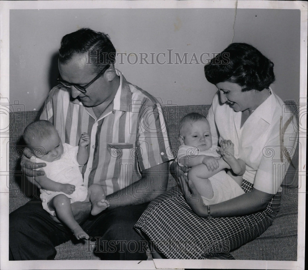 1960 Press Photo German Babies Adopted - RRW02485 - Historic Images