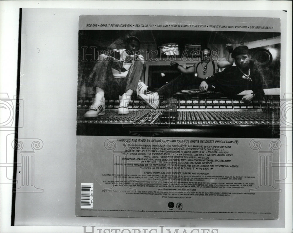 1988 Press Photo Rapper Ice T - RRW02827 - Historic Images