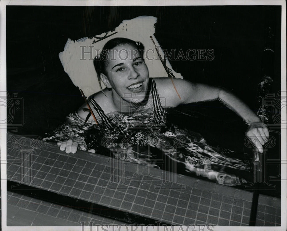 1964 Press Photo Joanne Scarborough Swimming Patton - RRW02983 - Historic Images