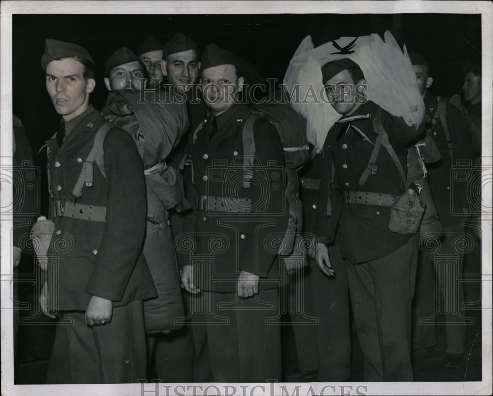 1941 Press Photo E.A. Batchelor Leaves For Fort Knox - RRW03001 - Historic Images