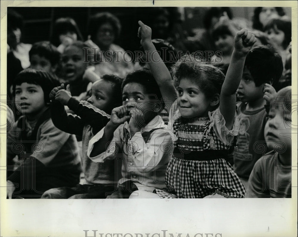 1983 Press Photo Children Mary Crane Nursery School - RRW03217 - Historic Images