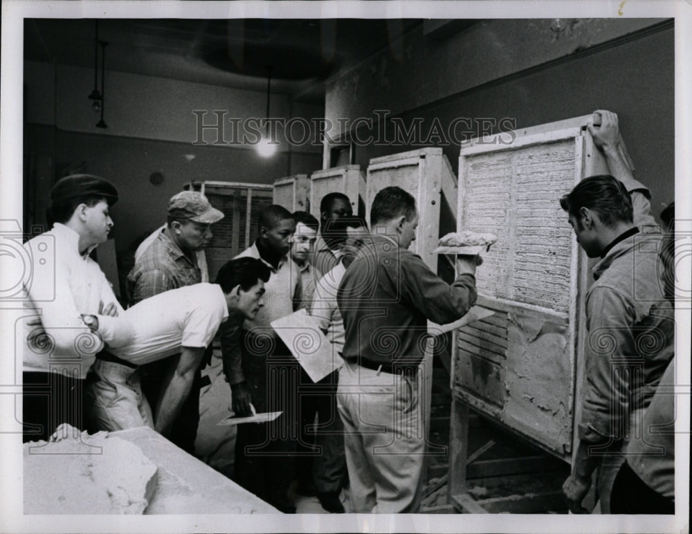 1965 Press Photo Class New York Teacher Student Plaster - RRW03249 - Historic Images