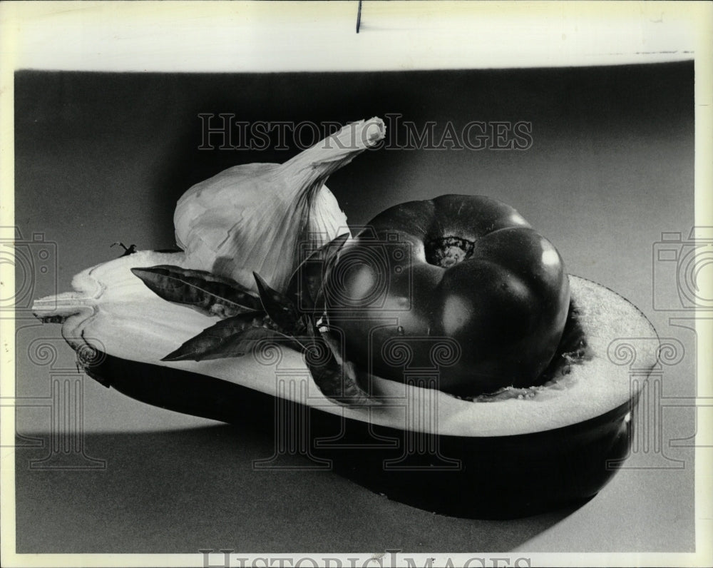 1987 Press Photo Eggplant - RRW03479 - Historic Images