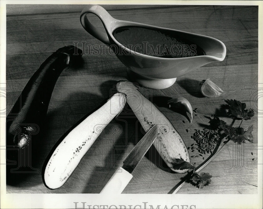 1991 Press Photo Eggplant Boats Delicious Entree - RRW03615 - Historic Images