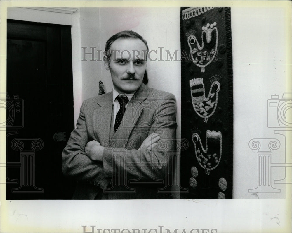 1984 Press Photo Voting/Elections/Politics/Government - RRW03631 - Historic Images