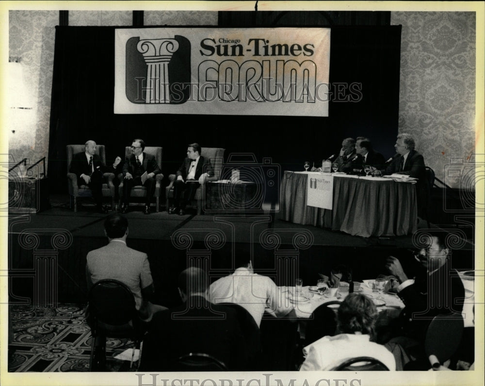 1984 Press Photo Sun Times Debate - RRW03701 - Historic Images