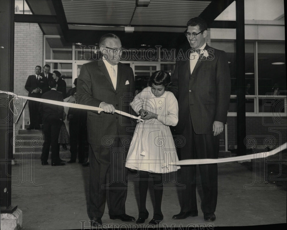 1960 Press Photo Bernard Horwich Jewish Center Chicago - RRW03749 - Historic Images