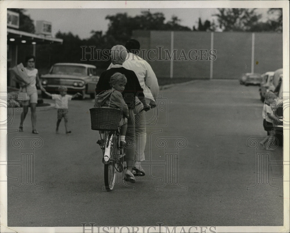 1967 Press Photo Bicycles - RRW04005 - Historic Images