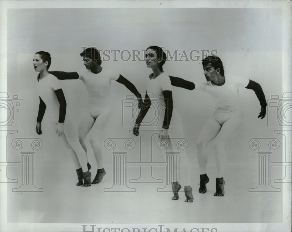 1983 Press Photo Lewitzky Troupe Chicago Weekend Dancer - RRW04191 - Historic Images