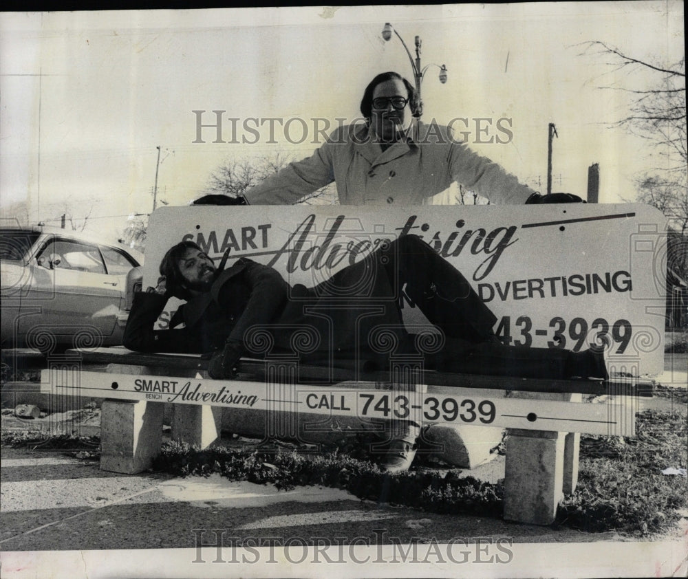 1976 Press Photo Advertising Bench - RRW04309 - Historic Images