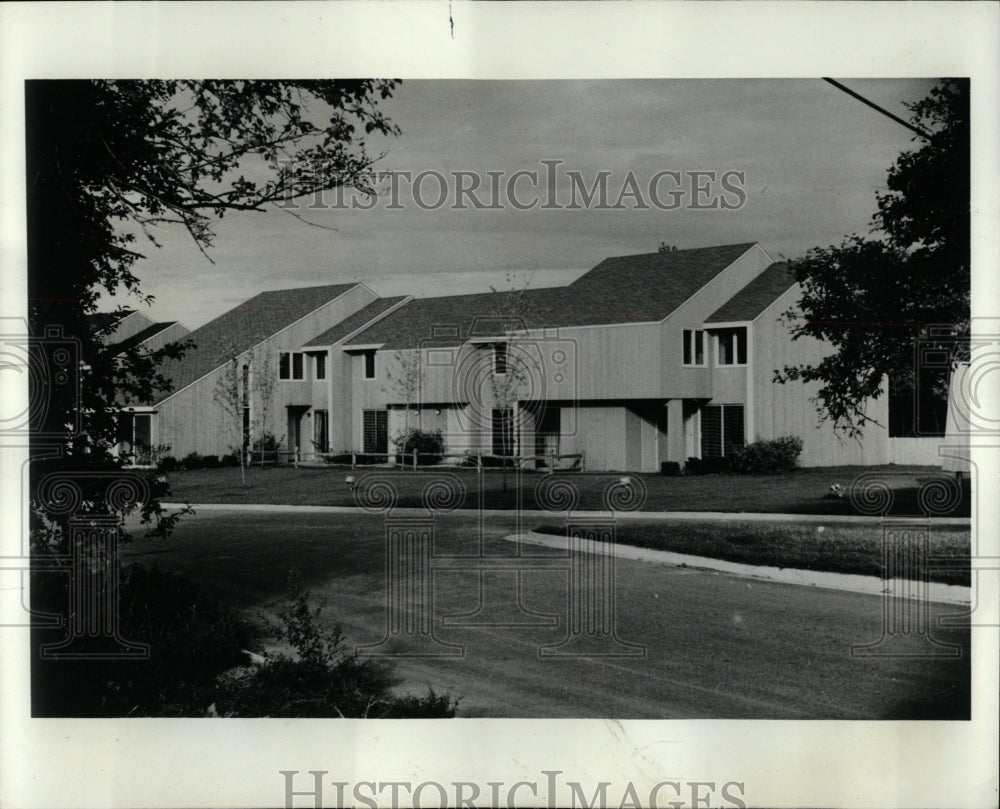 1973 Press Photo Model Town home Club Furnished model - RRW04753 - Historic Images