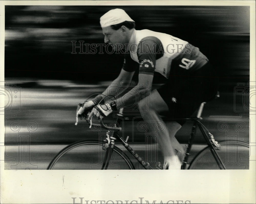 1985 Press Photo David Sroge bicycle ride Park Ridge - RRW05149 - Historic Images