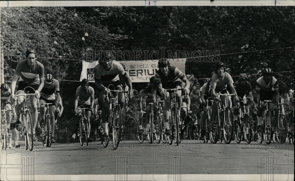 1972 Old Team Bicycle Club  Association - Historic Images