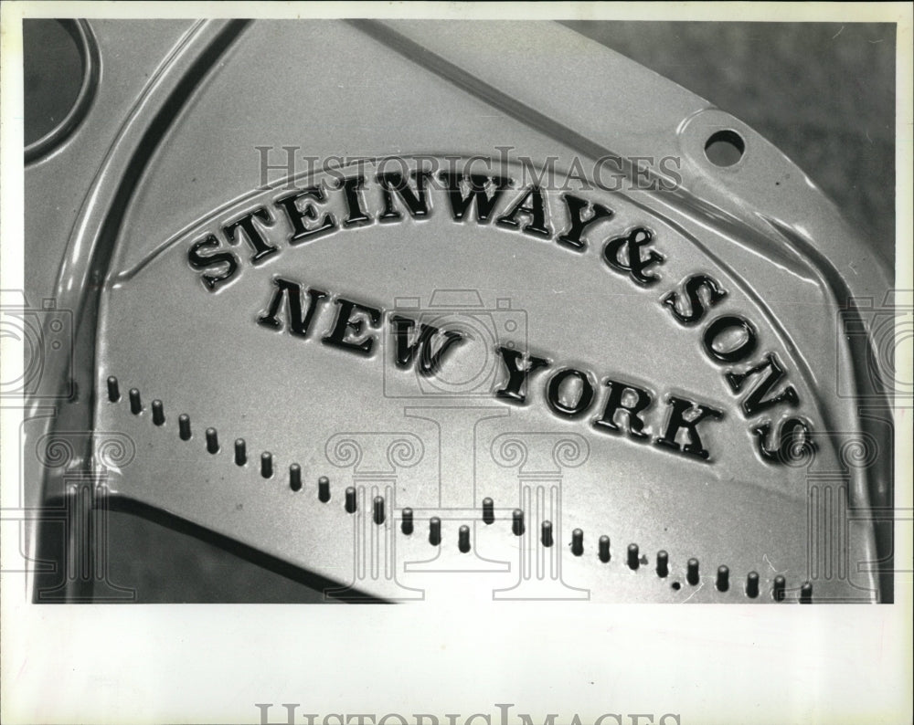 1992 Press Photo Steinway Sons Grand Piano Logo - RRW05345 - Historic Images