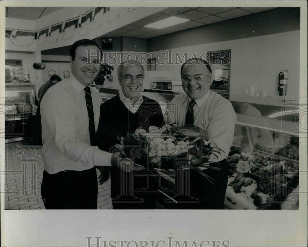 1985 Press Photo Donald DeAngelis John favia Frank fish - RRW05509 - Historic Images