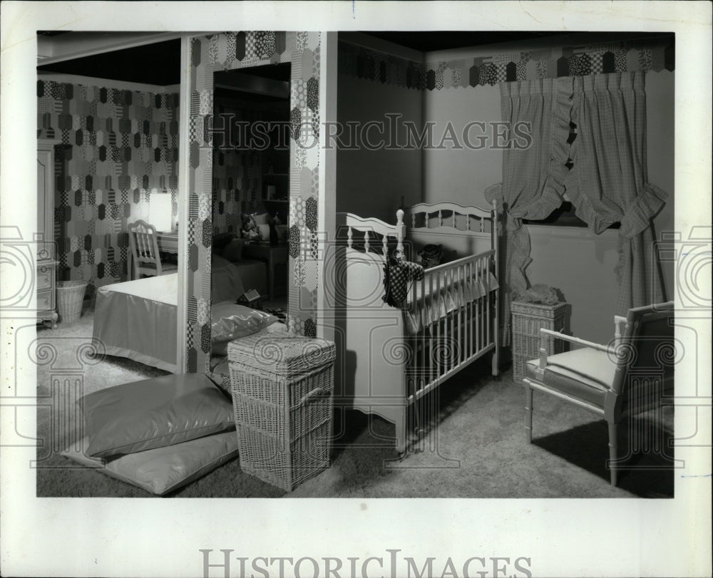 1972 Press Photo Attic Partitioned Girls Bedroom - RRW05535 - Historic Images