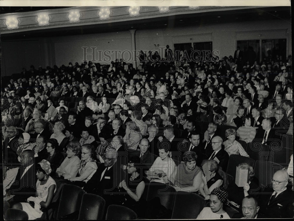 1967 Press Photo Audiences Orchestra Hall Urban league - RRW05561 - Historic Images