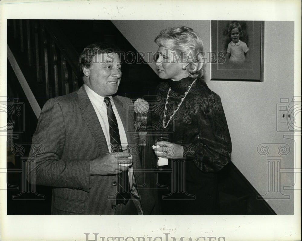 1985 Press Photo A Radio Personality - RRW05661 - Historic Images